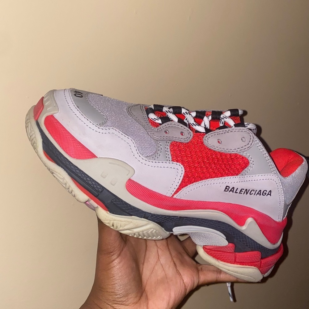 BALENCIAGA triple s Sneakers red
